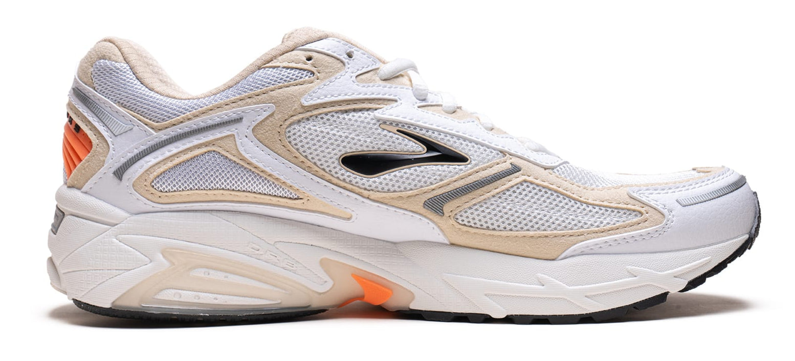Brooks Adrenaline GTS 4 White Fog Nectarine