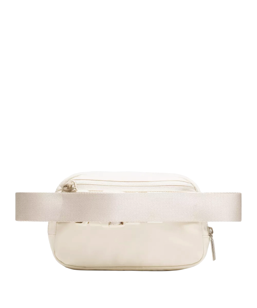Lululemon Everywhere Belt Bag 1L Light Ivory