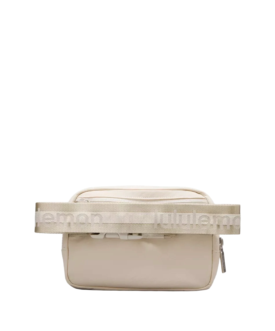 Lululemon Everywhere Belt Bag 1L Wordmark