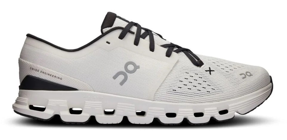 On Cloud X 4 Ivory Black