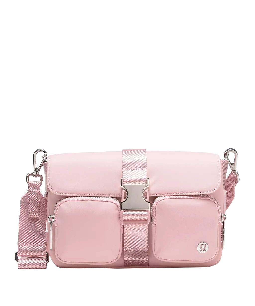 Lululemon Wunderlust Multi-Pocket Crossbody Bag 3L