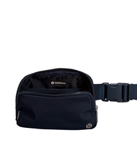 Lululemon Everywhere Belt Bag 1L True Navy
