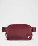 Lululemon Everywhere Belt Bag 1L Velour Wine Berry/Gold