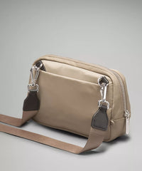 Lululemon Everywhere Convertible Crossbody Bag Fawn Brown 1.5L