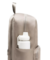 Lululemon Everywhere 22L Backpack Warm Ash Grey/Sheer Oak