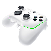 Razer Wolverine V2 Chroma – White