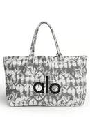 Alo Iconic Shopper Tote Grey Tiedye