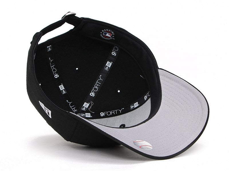 New Era Chicago White Sox MLB Premium Felt Black 9FORTY Cap