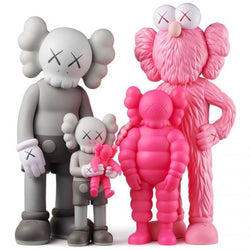 KAWS FAMILY Figures Grey/Pink